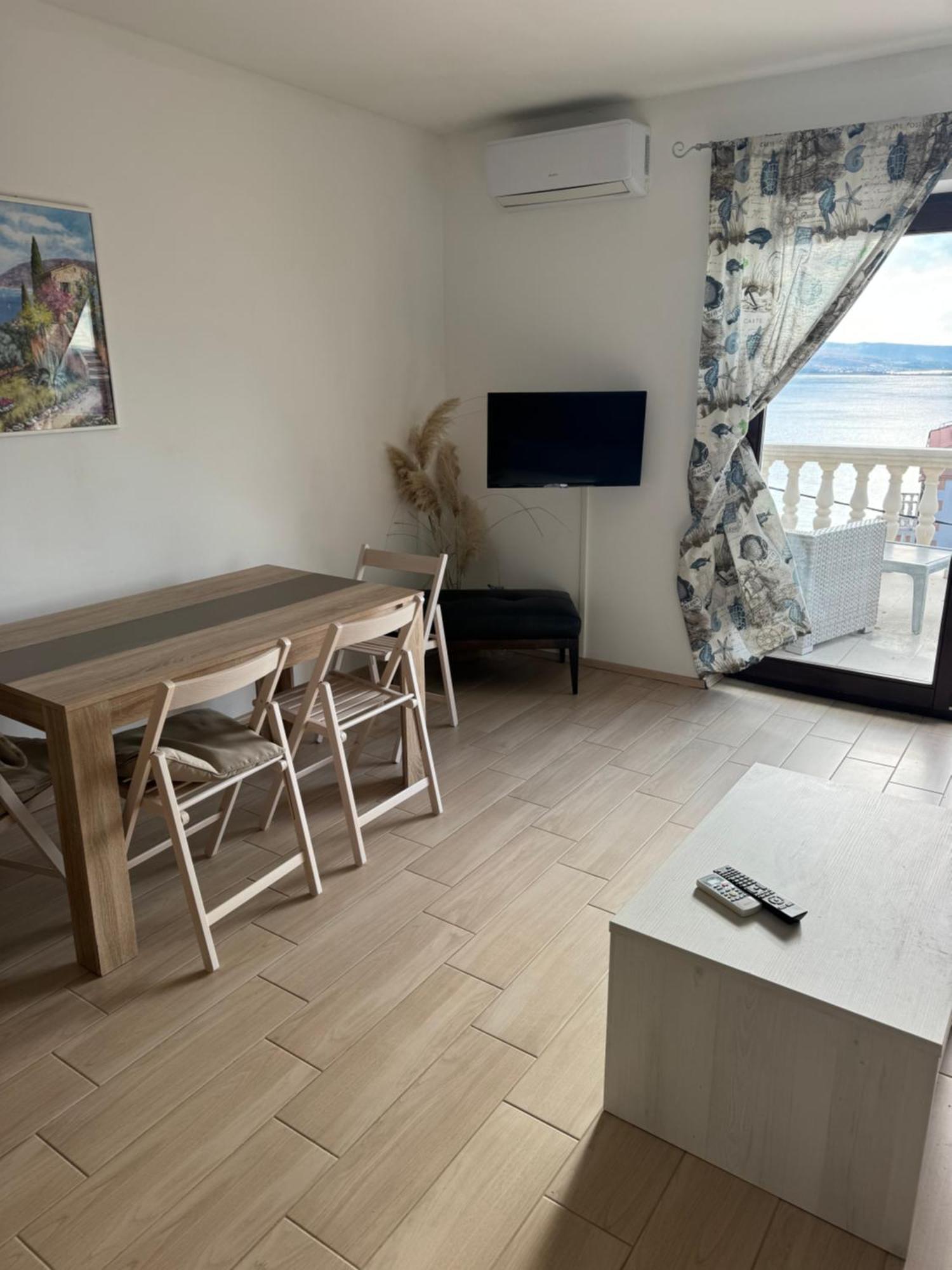 Lux Dodo Apartment Dramalj Bagian luar foto